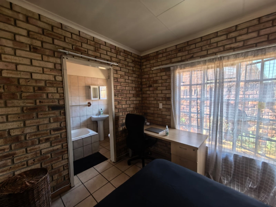 1 Bedroom Property for Sale in Parys Free State